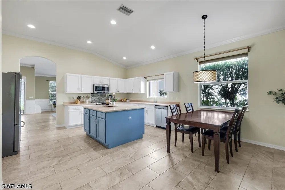 Sagebrush Circle Naples, FL 34120