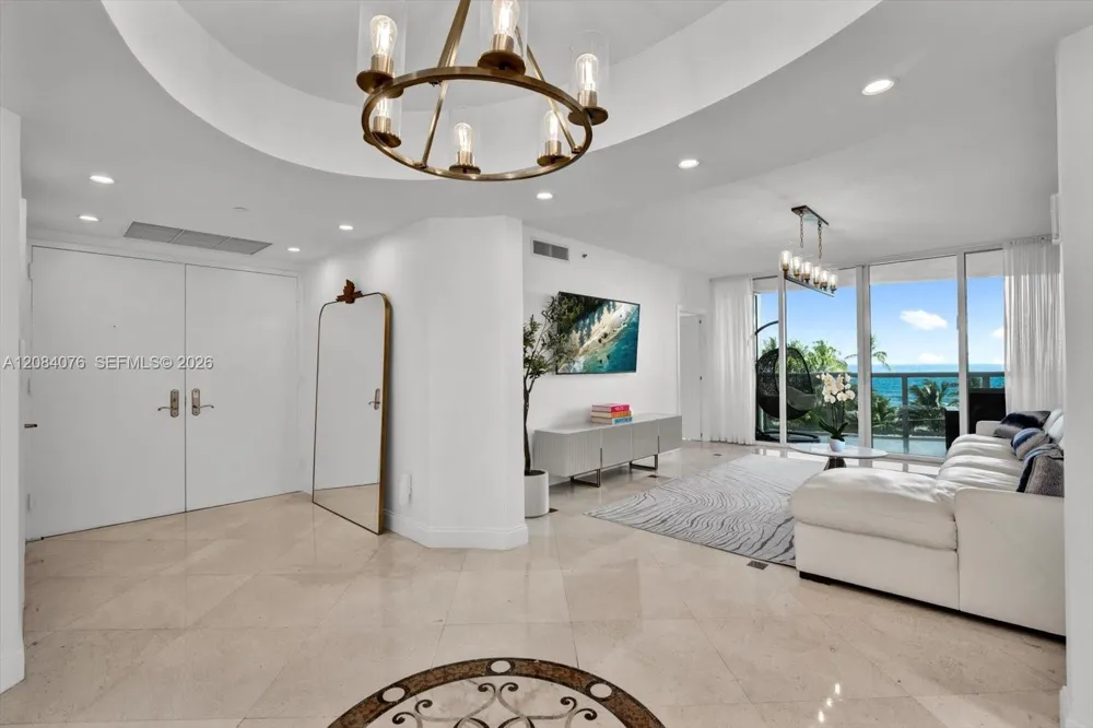 18911 Collins Ave #606 Sunny Isles Beach, FL 33160