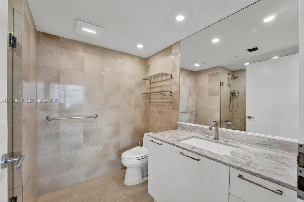 18911 Collins Ave #606 Sunny Isles Beach, FL 33160