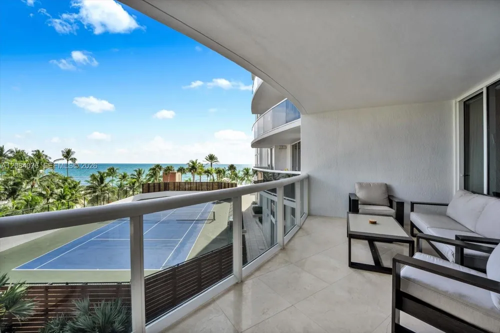 18911 Collins Ave #606 Sunny Isles Beach, FL 33160