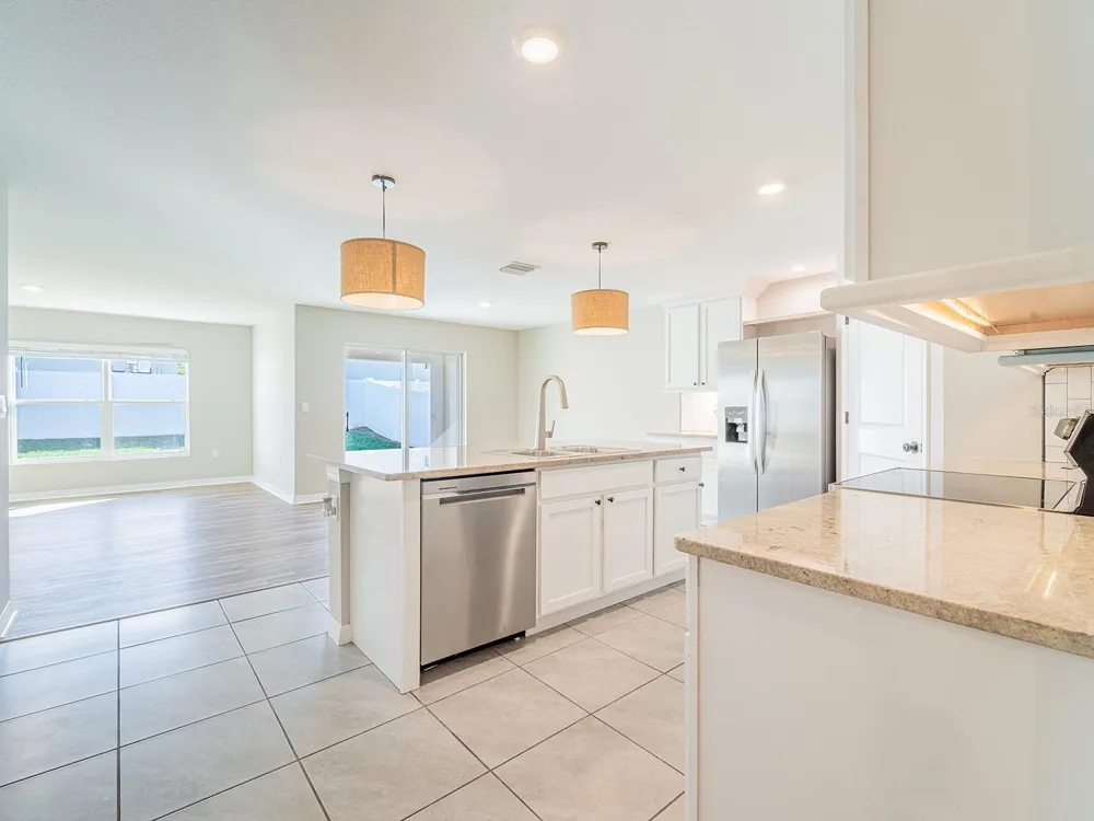 13748 WINEBERRY DRIVE Dade City, FL 33525