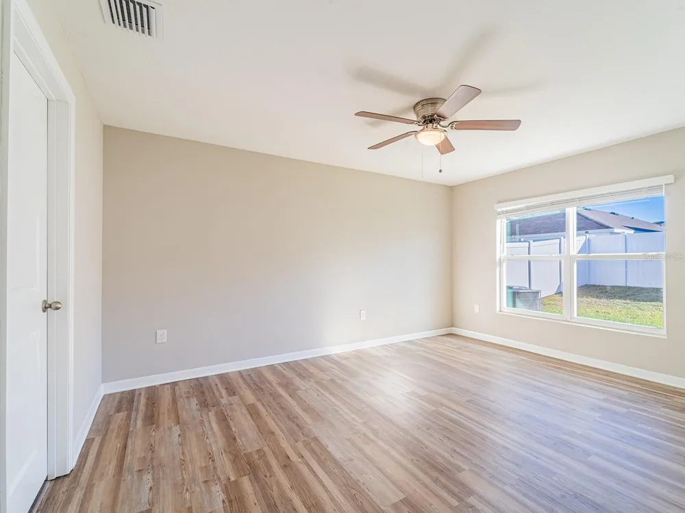 13748 WINEBERRY DRIVE Dade City, FL 33525