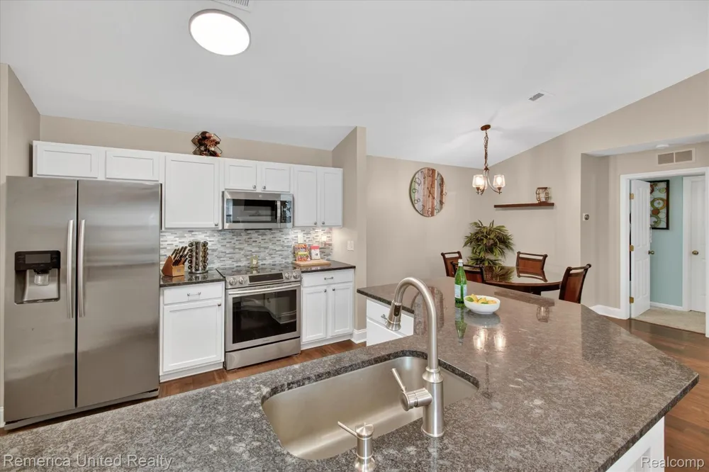 4119 Kirkway Court Genoa Township, MI 48843