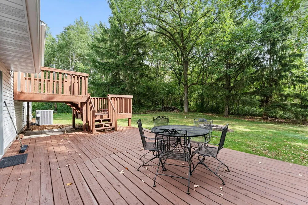 11397 274th Avenue NW Zimmerman, MN 55398