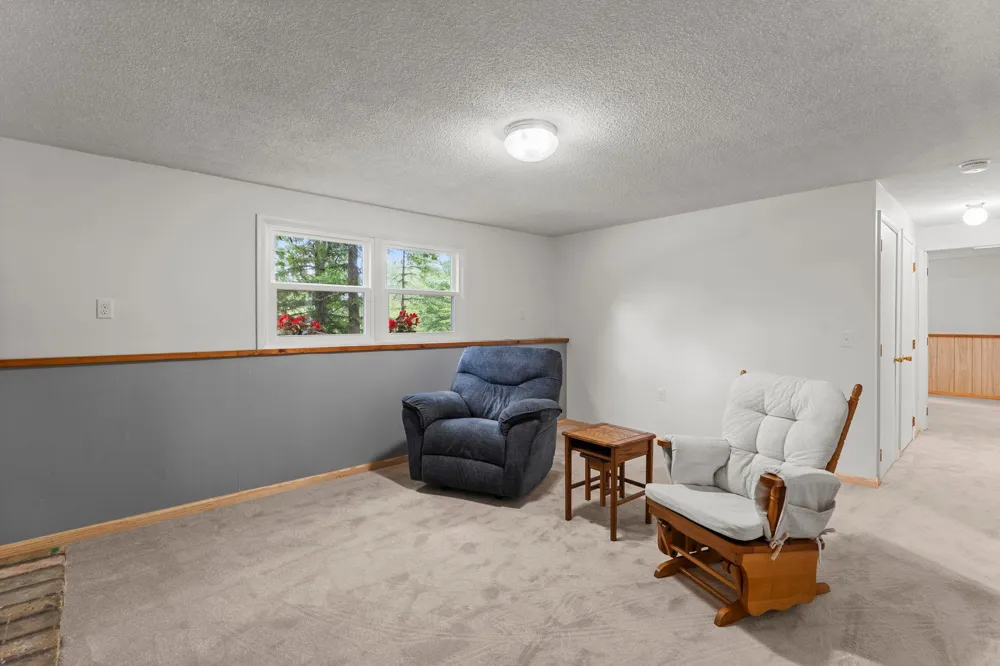 11397 274th Avenue NW Zimmerman, MN 55398
