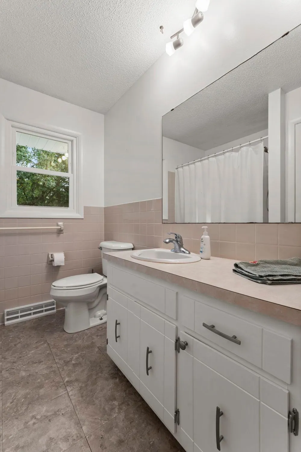 11397 274th Avenue NW Zimmerman, MN 55398