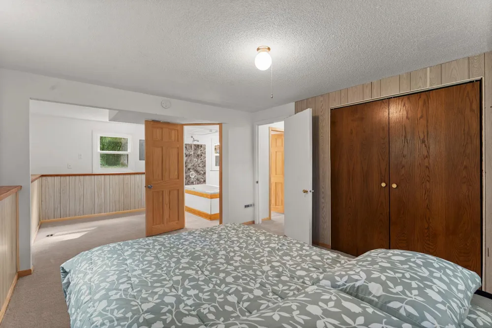 11397 274th Avenue NW Zimmerman, MN 55398