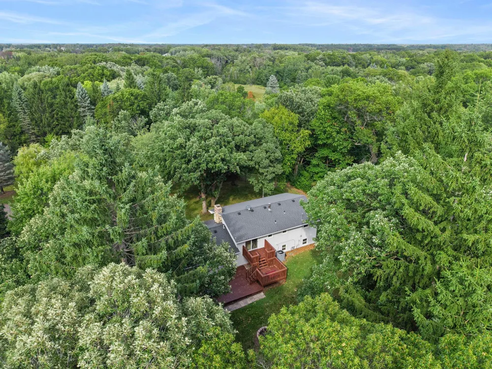 11397 274th Avenue NW Zimmerman, MN 55398