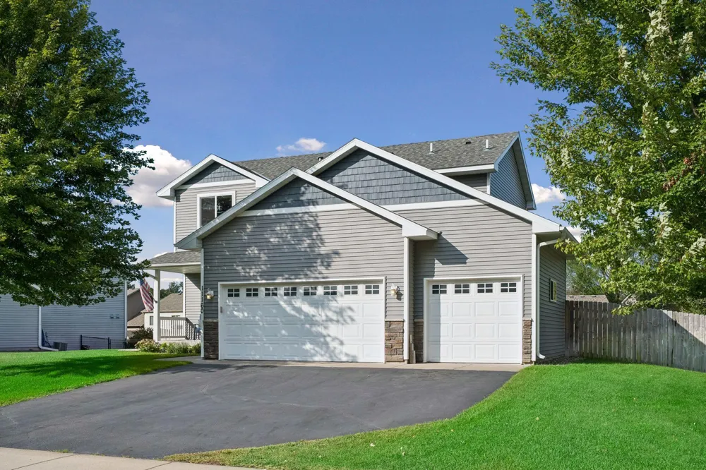 11160 Olympia Avenue Becker, MN 55308