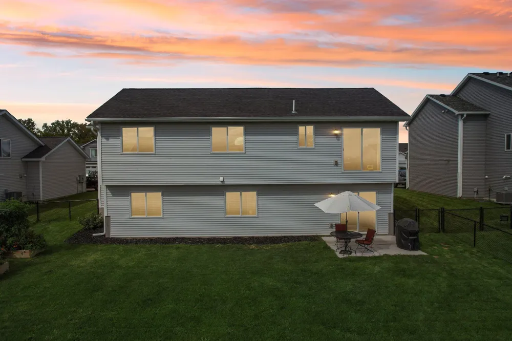 415 Eagle Street NW Isanti, MN 55040
