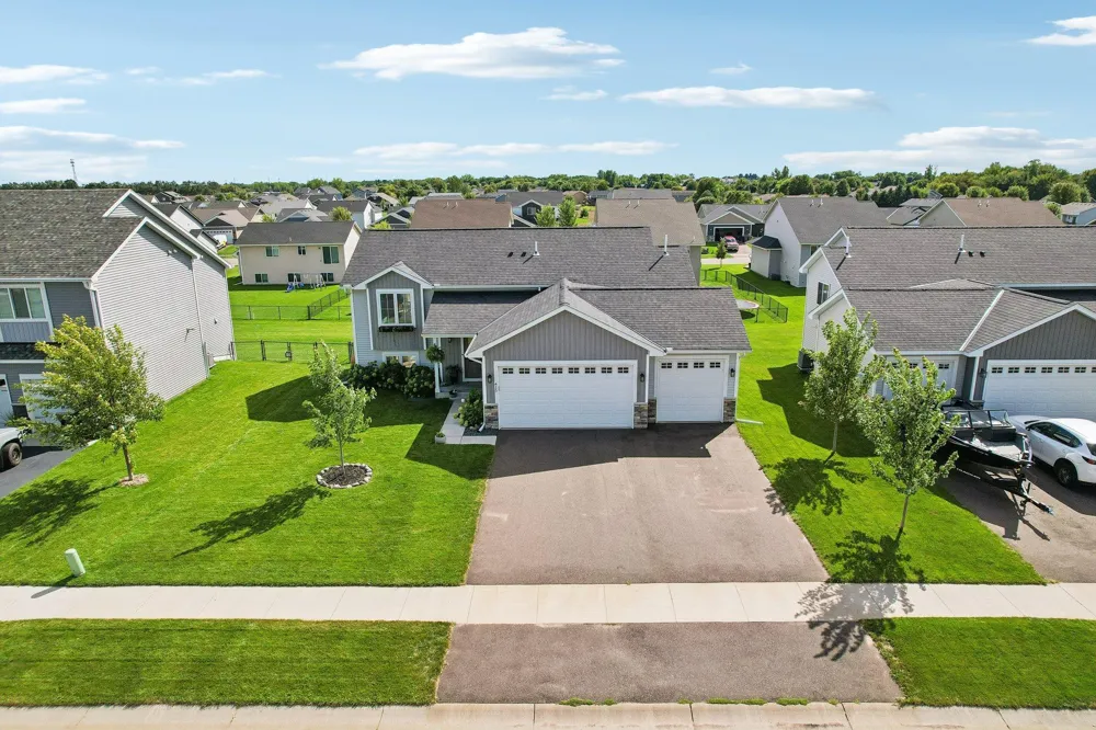 415 Eagle Street NW Isanti, MN 55040