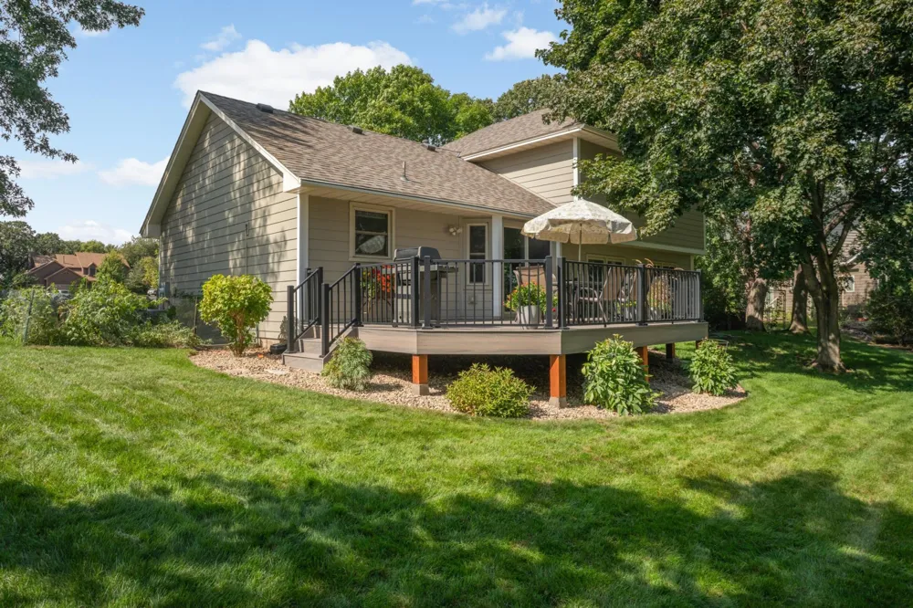 3266 Rolling Hills Drive Eagan, MN 55121