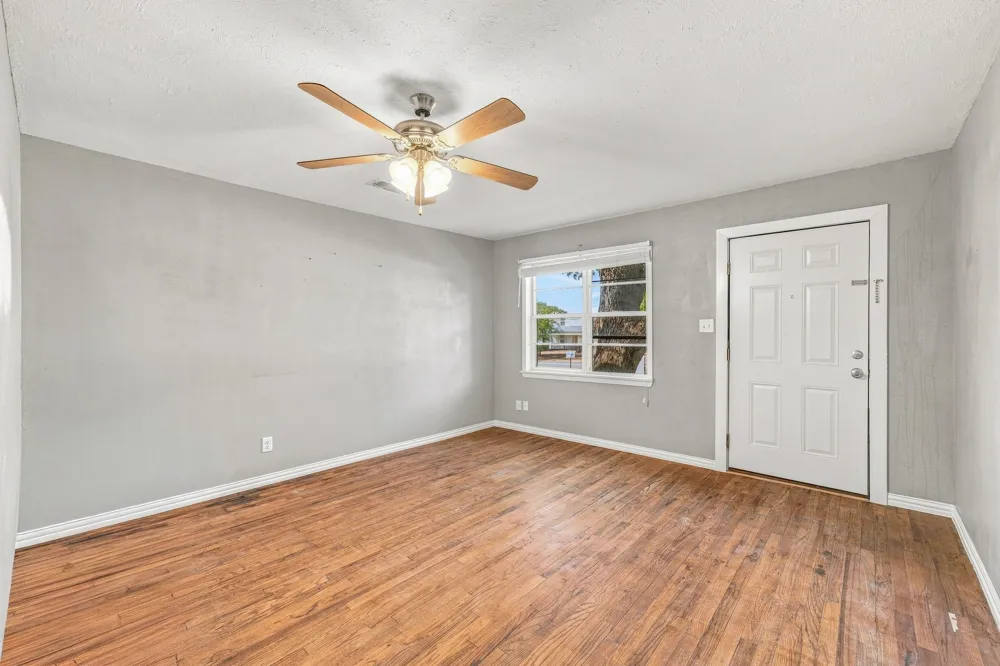 1397 Estes Street Stephenville, TX 76401
