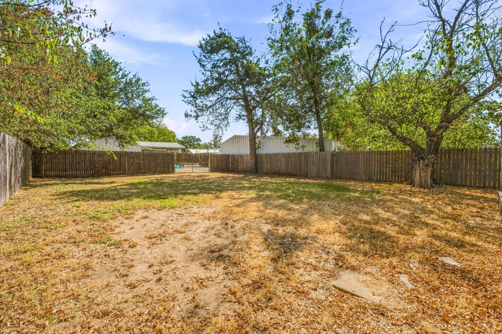 1397 Estes Street Stephenville, TX 76401