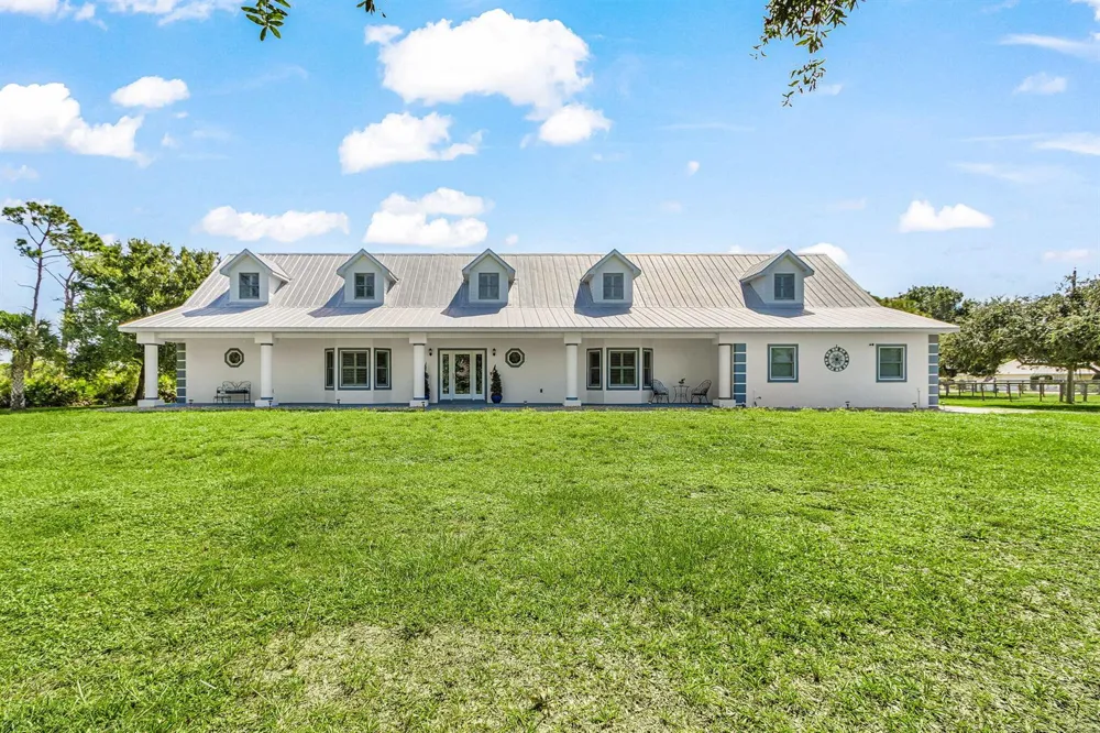 688 PALOMINO TRAIL Englewood, FL 34223