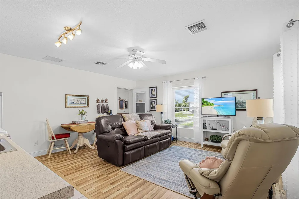 688 PALOMINO TRAIL Englewood, FL 34223