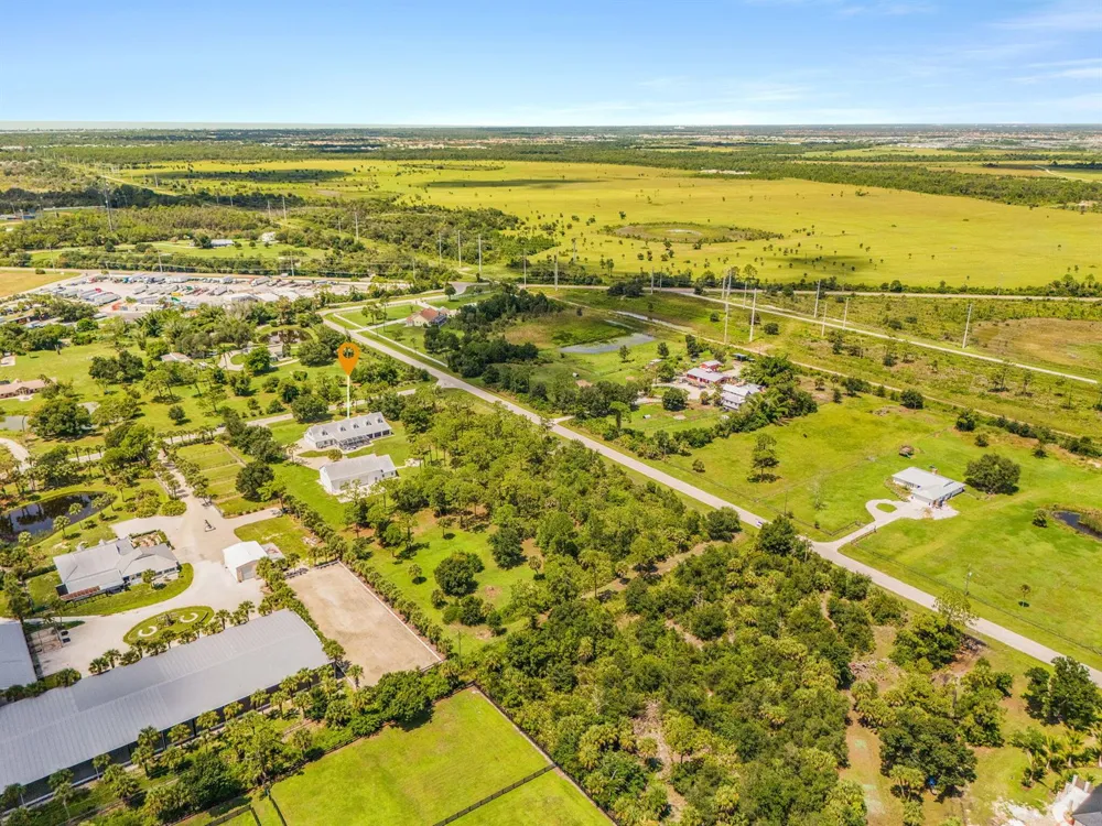 688 PALOMINO TRAIL Englewood, FL 34223