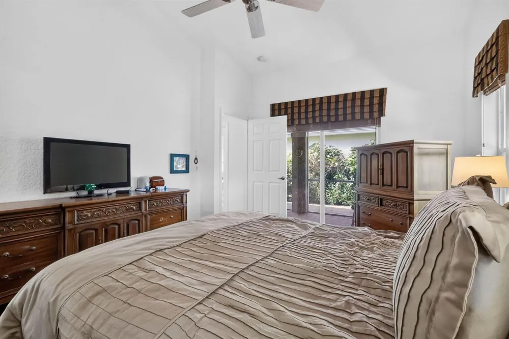 7203 Whitfield Avenue Boynton Beach, FL 33437