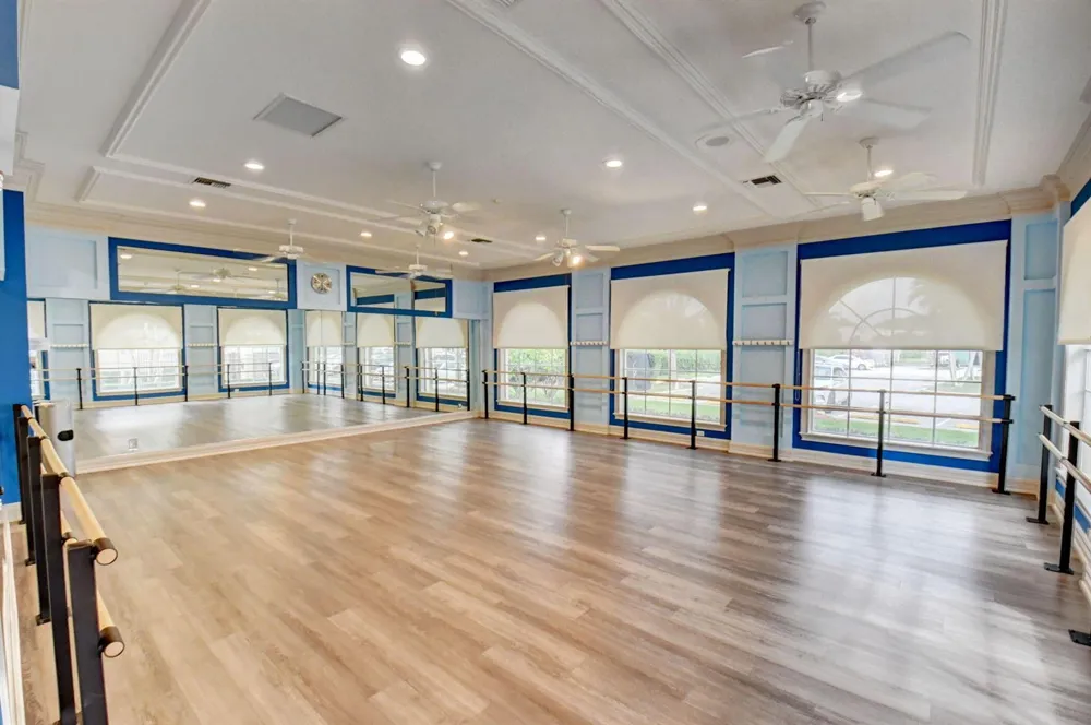 7203 Whitfield Avenue Boynton Beach, FL 33437