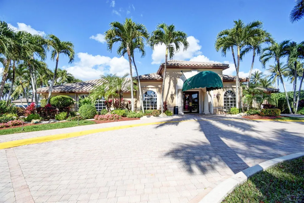 7203 Whitfield Avenue Boynton Beach, FL 33437