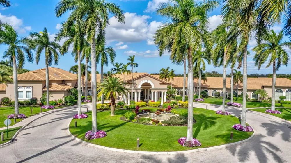 7203 Whitfield Avenue Boynton Beach, FL 33437