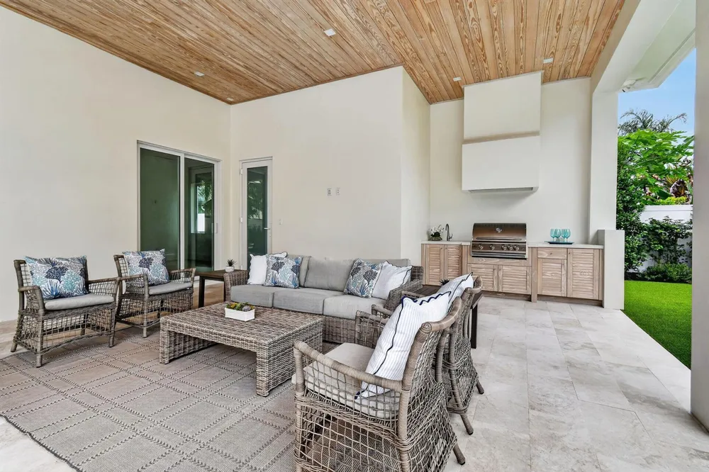192 RIVER DRIVE Tequesta, FL 33469
