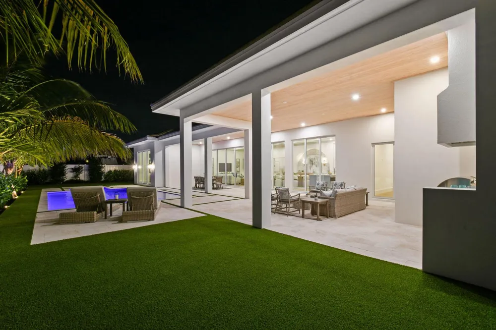 192 RIVER DRIVE Tequesta, FL 33469