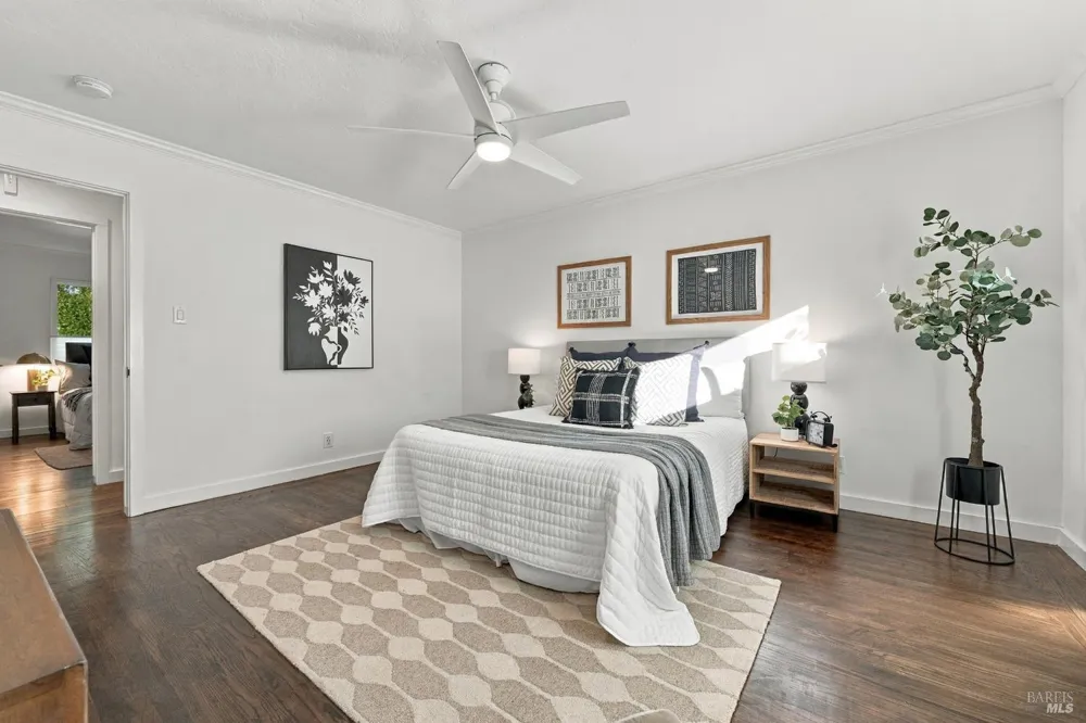 50 Oakcrest Court Napa, CA 94558