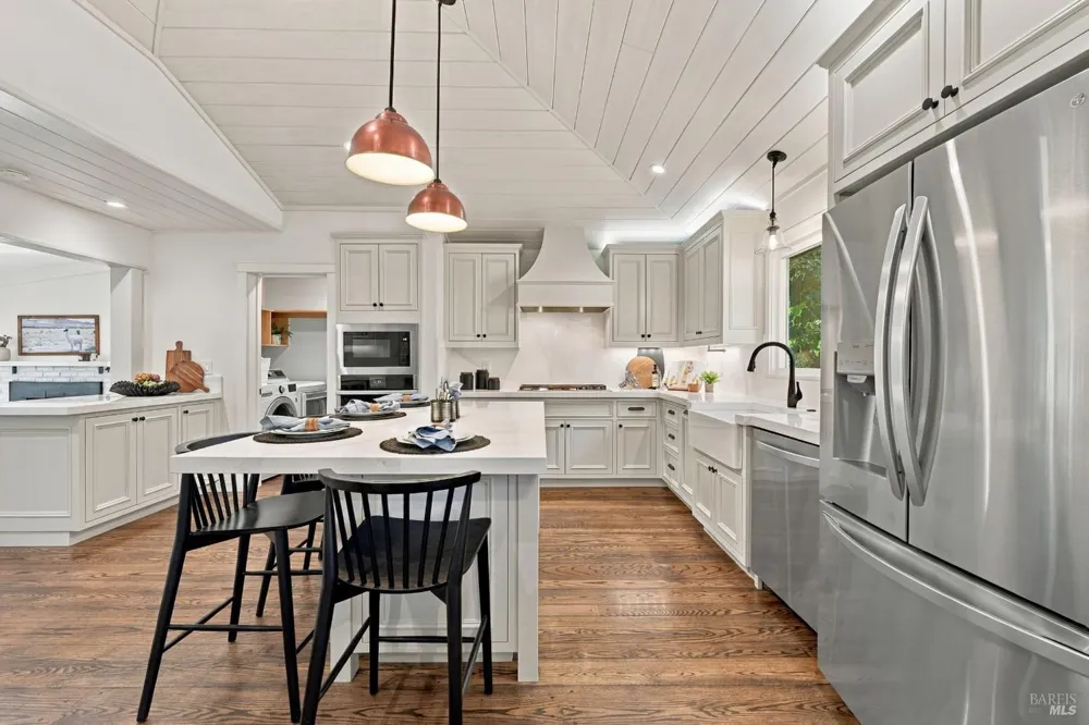 50 Oakcrest Court Napa, CA 94558