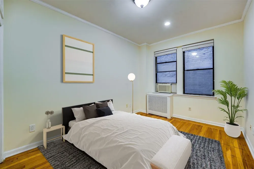 883 BLVD EAST Weehawken, NJ 07086