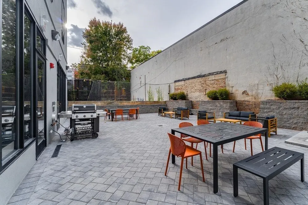 253 ACADEMY ST Jersey City, NJ 07306