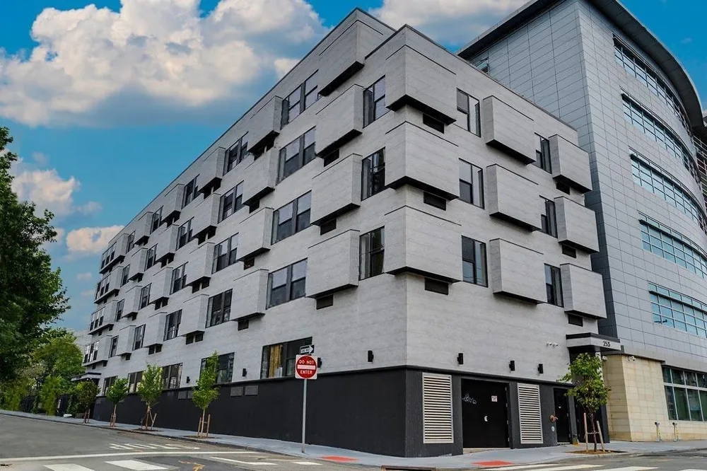 253 ACADEMY ST Jersey City, NJ 07306