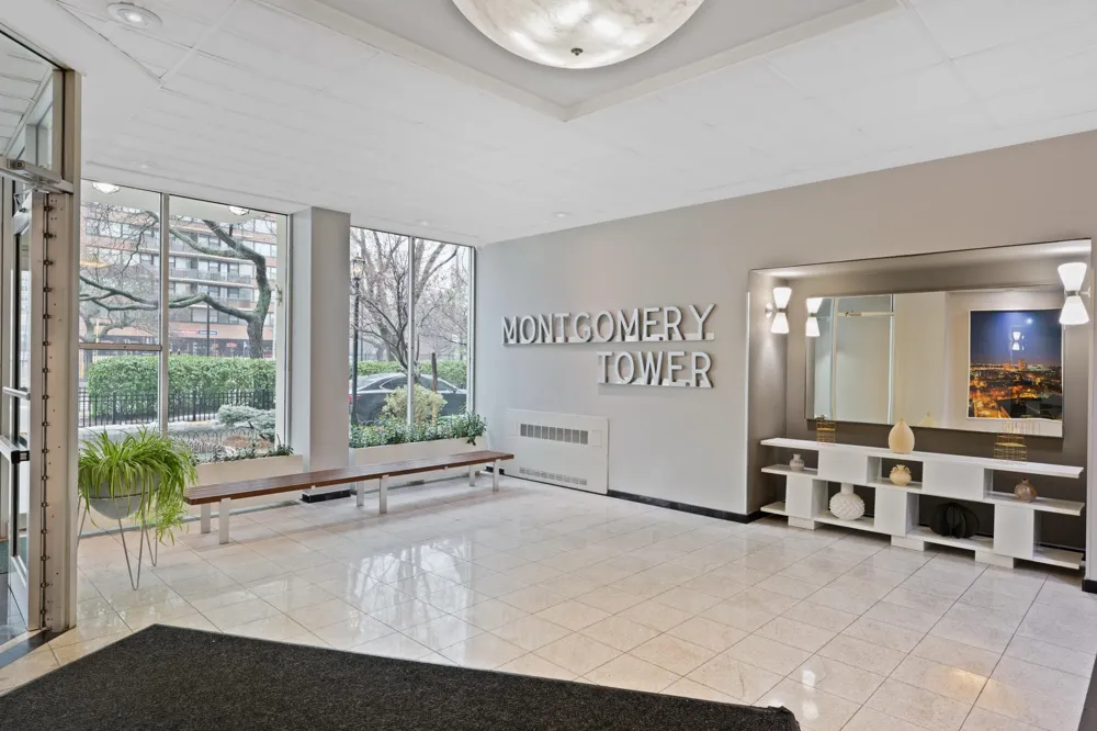 135 MONTGOMERY ST Jersey City, NJ 07302
