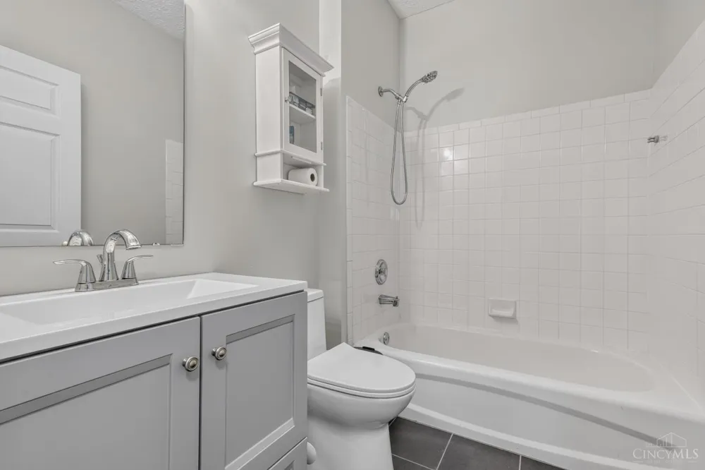 3529 Thorngate Drive Mason, OH 45040