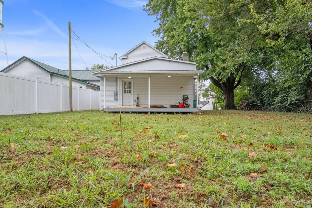 303 E North Street Pleasant, OH 45121