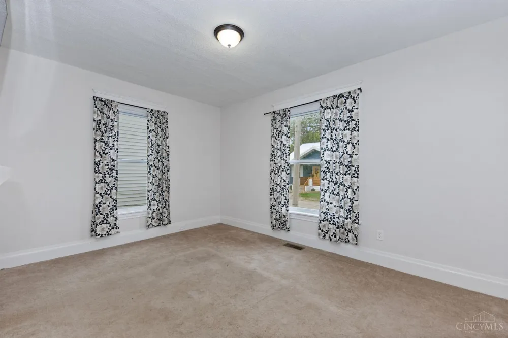 303 E North Street Pleasant, OH 45121
