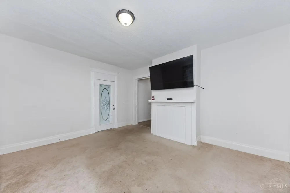 303 E North Street Pleasant, OH 45121