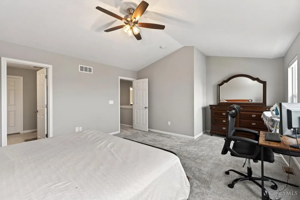 5518 Pacific Crest Lane Fairfield, OH 45011