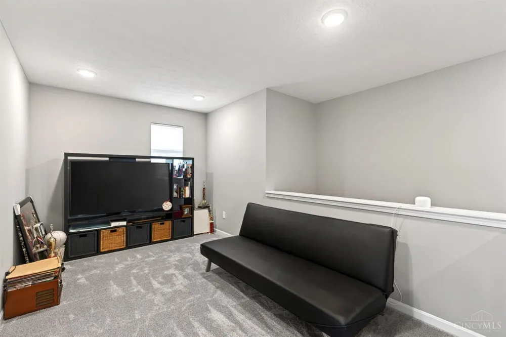5518 Pacific Crest Lane Fairfield, OH 45011