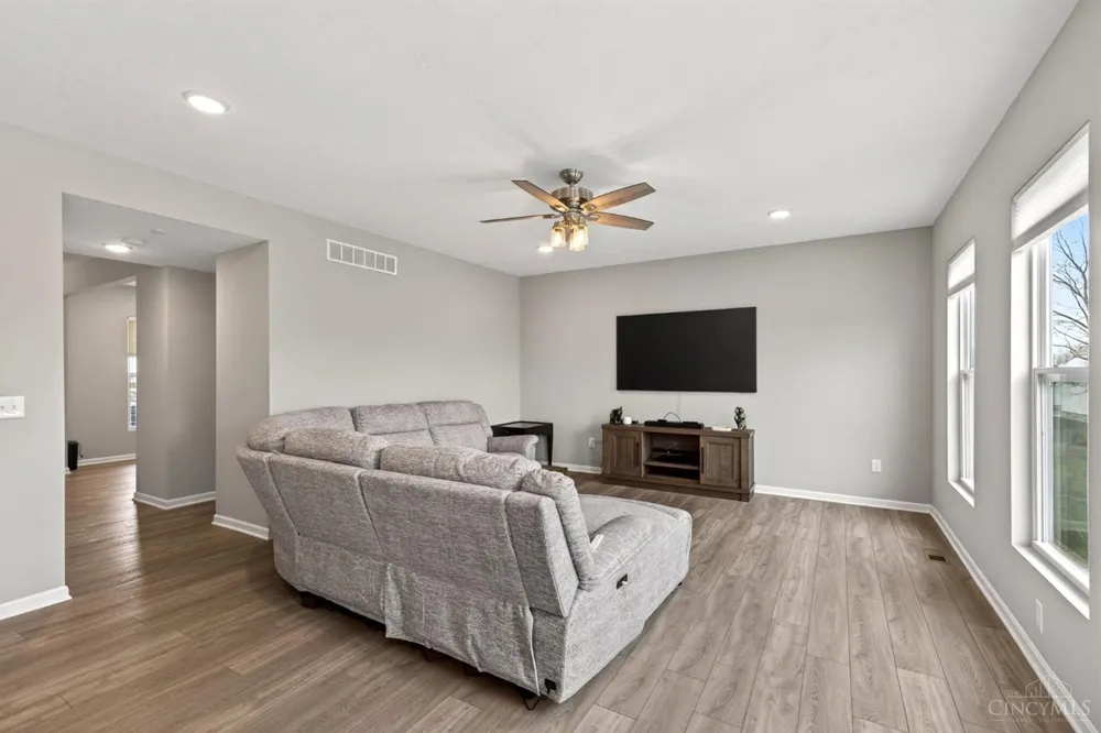 5518 Pacific Crest Lane Fairfield, OH 45011