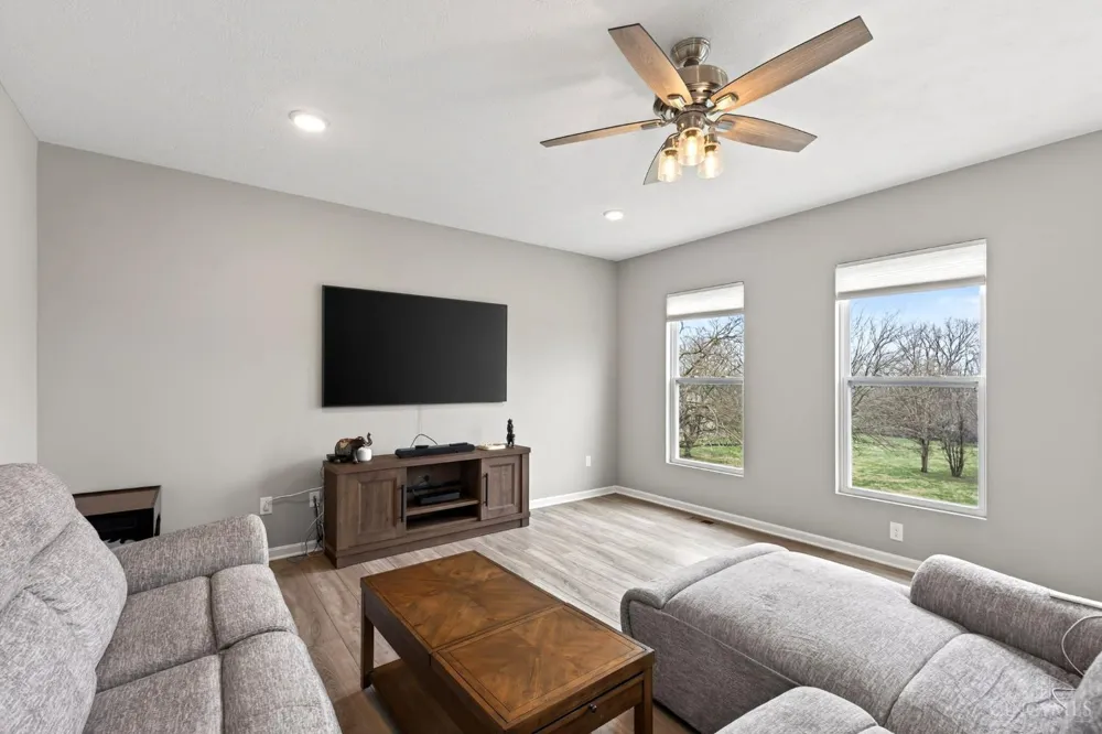 5518 Pacific Crest Lane Fairfield, OH 45011