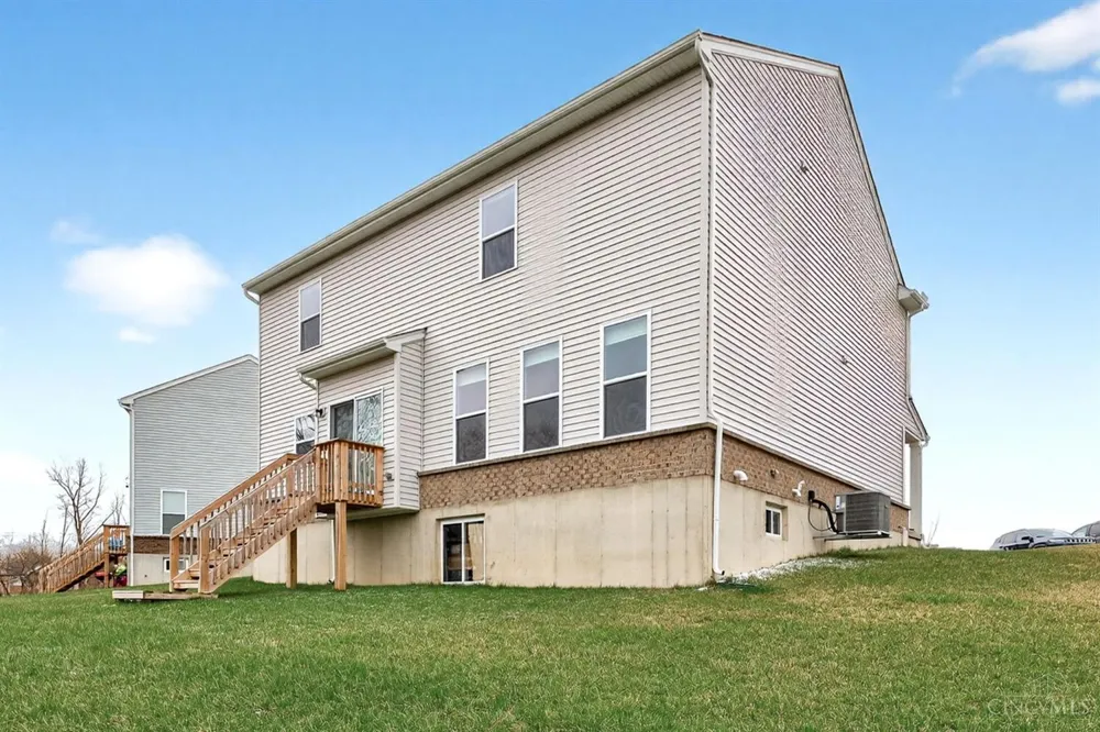 5518 Pacific Crest Lane Fairfield, OH 45011