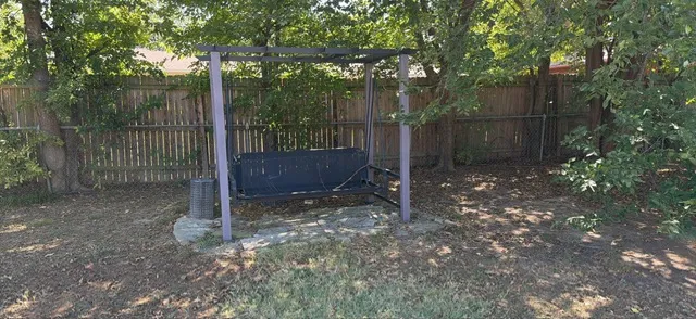 1110 Meadow Drive Ardmore, OK 73401