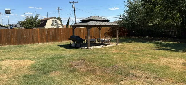 1110 Meadow Drive Ardmore, OK 73401