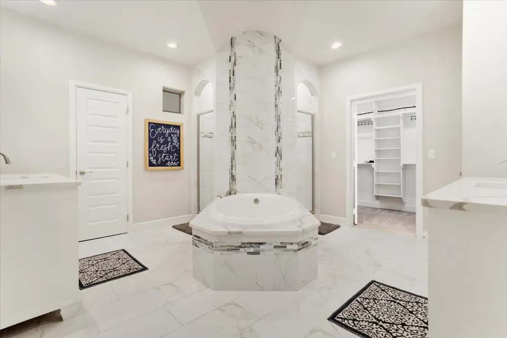 3307 Castle Court Durant, OK 74701