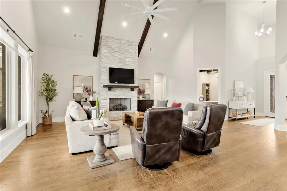 3307 Castle Court Durant, OK 74701