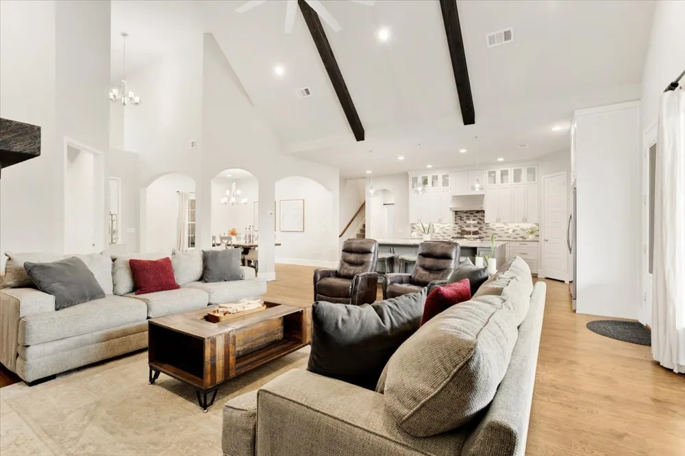 3307 Castle Court Durant, OK 74701