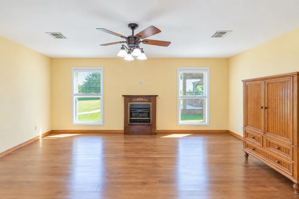 2284 Roping Atoka, OK 74525