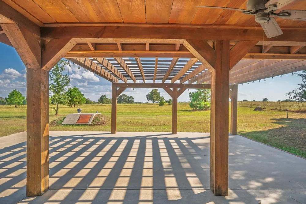 2284 Roping Atoka, OK 74525
