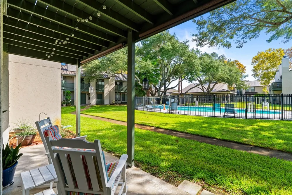 302 St Andrews #K-102 Rockport, TX 78382